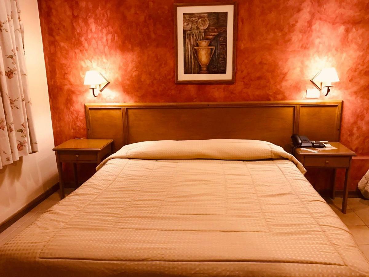 Hotel Bristol Asunción Eksteriør bilde