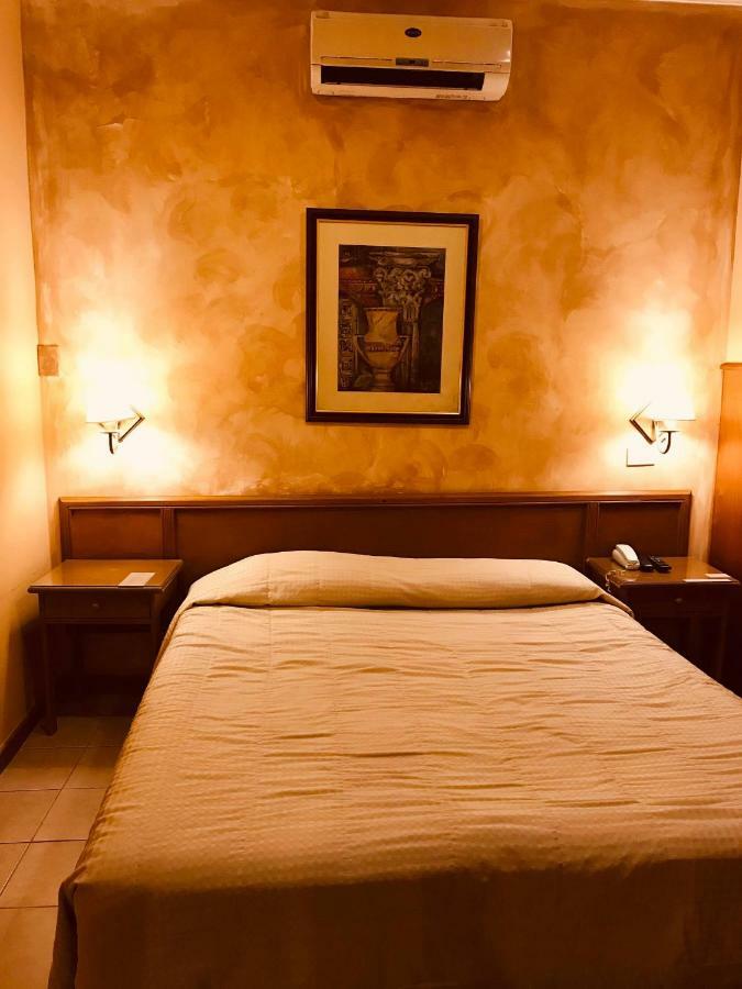 Hotel Bristol Asunción Eksteriør bilde